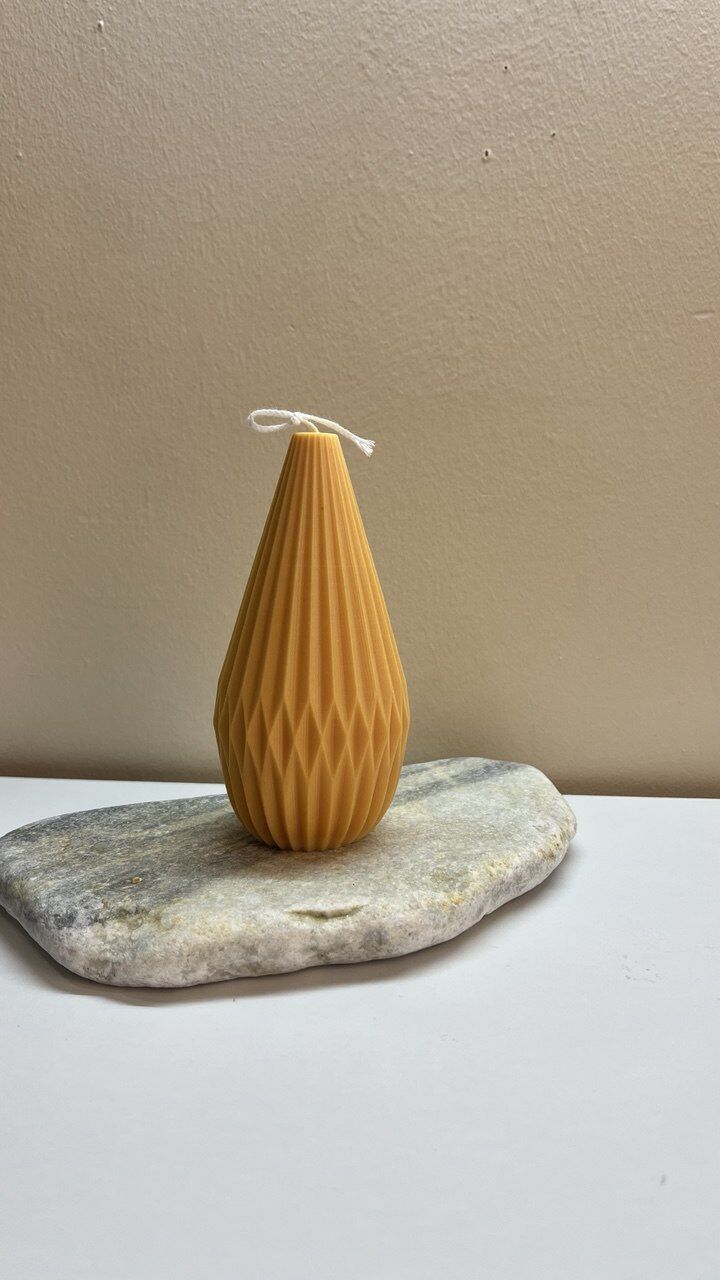 Armut- Büyük boy Dekoratif Mum – El Yapımı, Organik Formlu Şık Tasarım