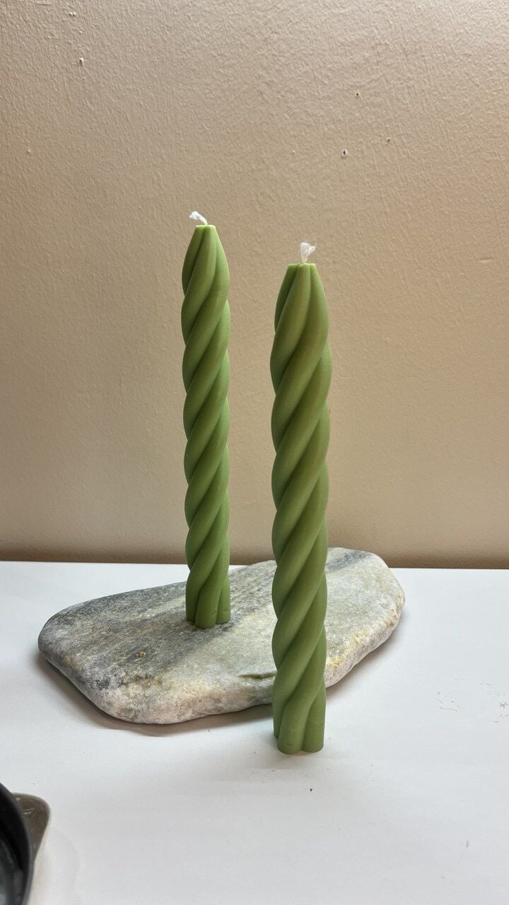 Şamdan örgü Dekoratif Mum – Klasik Silindir Formlu, El Yapımı Şamdan Tasarımı(Kopya)