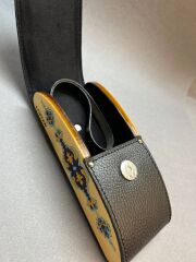 Didar Siyah El Yapımı Gözlük Kutusu – Geleneksel İran Minyatür Sanatıyla Şık Tasarım